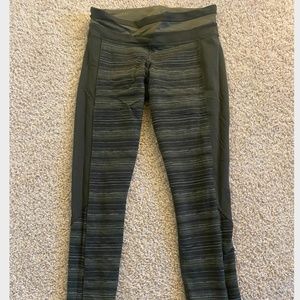 Lululemon pants 4